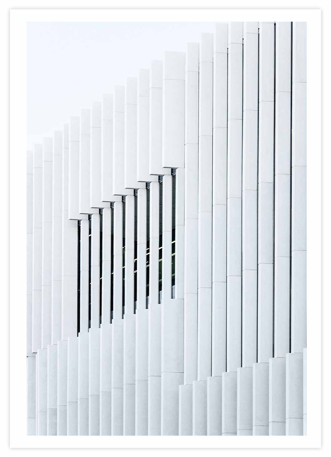 All White Architektur Poster mit Passepartout