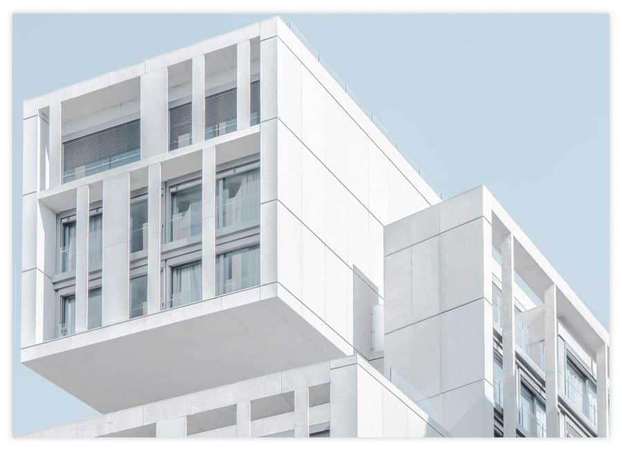 Moderne Gebäudearchitektur in Madrid Poster Querformat